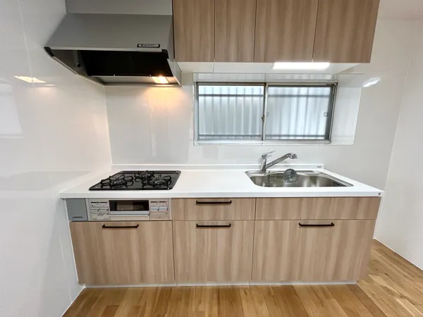 【キッチン】リフォームにて、システムキッチン交換済み。システムキッチン交換済み。