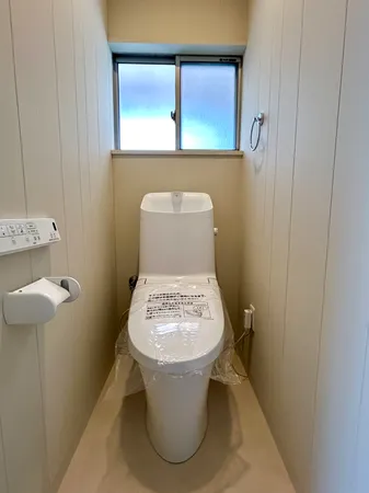 【２階トイレ】リフォームにて、トイレ交換済み。