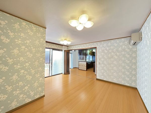 岡崎市欠町字清水田 戸建 リビング 岡崎市欠町字清水田 戸建 リビング