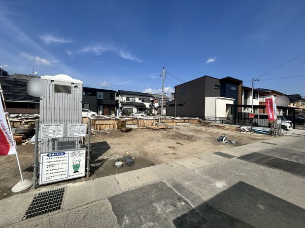 岡崎市東大友町字位式 新築戸建3号棟 外観