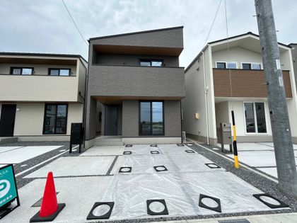 岡崎市橋目町字御小屋西 B棟 外観