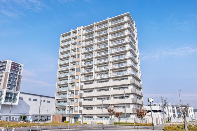 アルバックス幸田相見ステーションフロント 外観