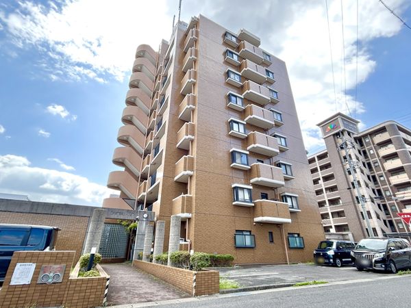 シャトー安城 外観