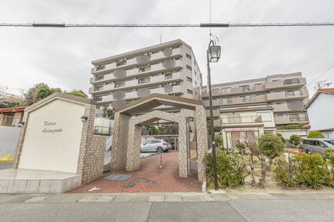 シャトー桜ヶ丘 西館 外観