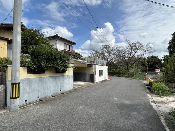 愛知郡東郷町白鳥1丁目 前面道路含む外観 愛知郡東郷町白鳥1丁目 前面道路含む外観