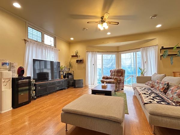 愛知郡東郷町三ツ池2丁目 戸建 リビング 愛知郡東郷町三ツ池2丁目 戸建 リビング