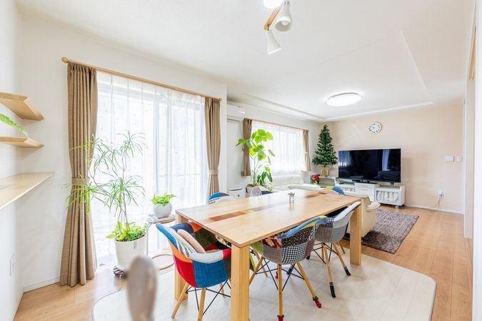 日進市岩崎町芦廻間 戸建 リビング 日進市岩崎町芦廻間 戸建 リビング