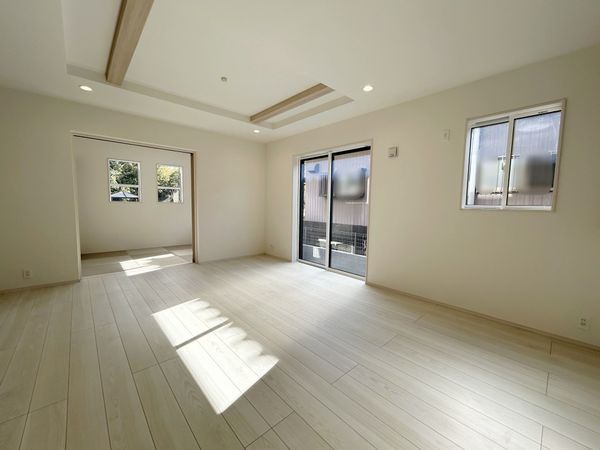 みよし市天王台15-9 2号棟 リビング みよし市天王台15-9 2号棟 リビング