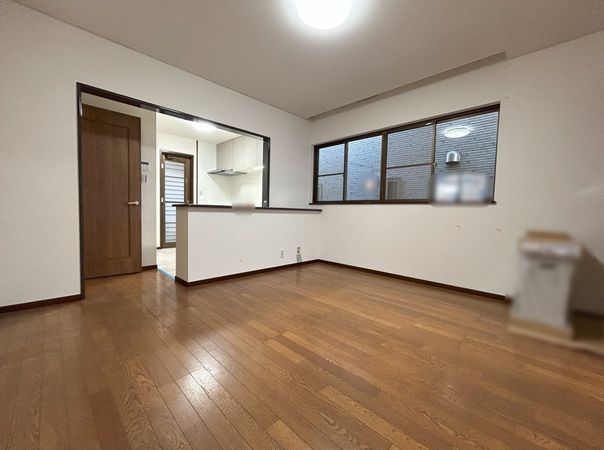 名古屋市緑区黒沢台2丁目 リビング