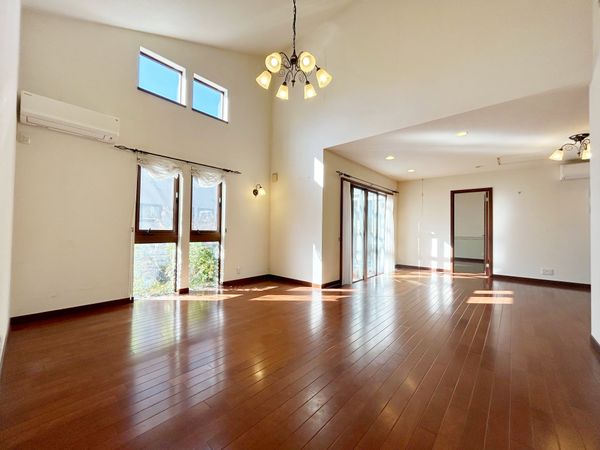 日進市藤塚6丁目 戸建 リビング