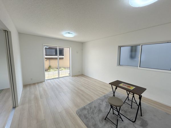 東郷町白鳥 第8 1号棟 リビング 東郷町白鳥 第8 1号棟 リビング