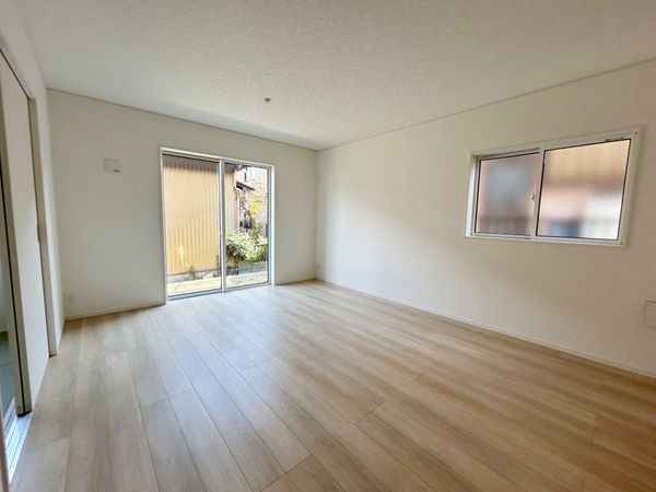 東郷町白鳥 第8 2号棟 リビング 東郷町白鳥 第8 2号棟 リビング