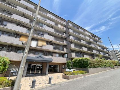 ライフウェルズ日進 外観