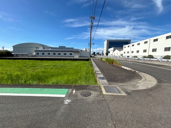 一宮市三条字山 5号地 前面道路含む外観 一宮市三条字山 5号地 前面道路含む外観