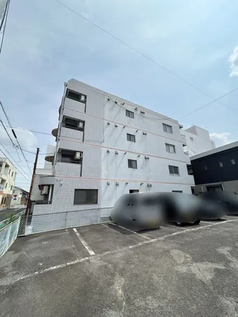 敷地面積約31坪、建物は現況渡し（居住者は退去します）となります