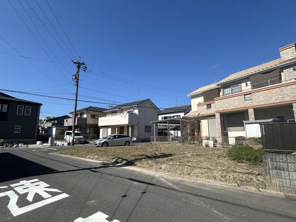 一宮市宮地1丁目 土地 前面道路含む外観