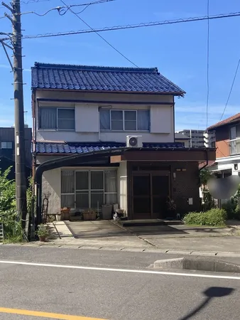 名鉄「西一宮」駅徒歩3分、一宮総合駅徒歩12分、敷地面積:約78坪、建築条件はありません