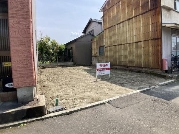 一宮市大宮3丁目 土地 前面道路含む外観