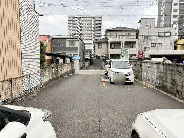 JR本線「岐阜」駅徒歩5分！岐阜駅南側のなかなか売りに出ないエリアです。南面道路、現況はコインパーキングですが更地渡しです。すぐにお問い合わせください