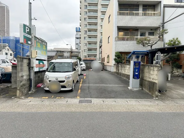 JR本線「岐阜」駅徒歩5分！岐阜駅南側のなかなか売りに出ないエリアです。南面道路、現況はコインパーキングですが更地渡しです。すぐにお問い合わせください