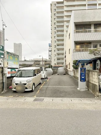 JR本線「岐阜」駅徒歩5分！岐阜駅南側のなかなか売りに出ないエリアです。南面道路、現況はコインパーキングですが更地渡しです。すぐにお問い合わせください