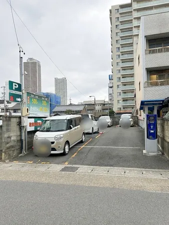 JR本線「岐阜」駅徒歩5分！岐阜駅南側のなかなか売りに出ないエリアです。南面道路、現況はコインパーキングですが更地渡しです。すぐにお問い合わせください