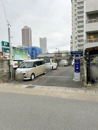 JR本線「岐阜」駅徒歩5分！岐阜駅南側のなかなか売りに出ないエリアです。南面道路、現況はコインパーキングですが更地渡しです。すぐにお問い合わせください