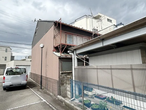 ■JR『岐阜』駅徒歩8分、3駅利用可の立地、建物解体更地渡し、建築条件付き土地ではありません