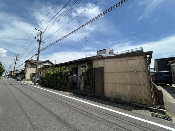 一宮市千秋町浮野 土地 前面道路含む外観