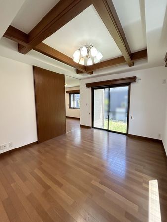 一宮市春明 戸建 リビング