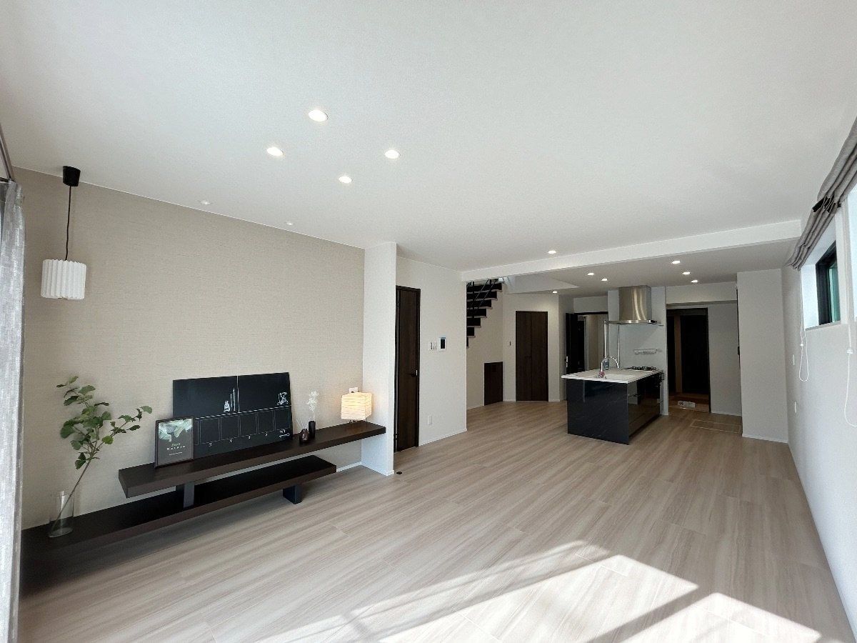 一宮市平和3丁目 2号棟 リビング リビング