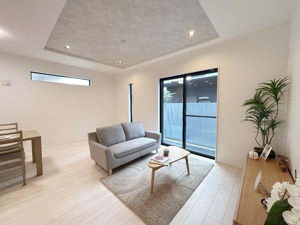 岐阜市加納奥平町1丁目 新築戸建 リビング 岐阜市加納奥平町1丁目 新築戸建 リビング
