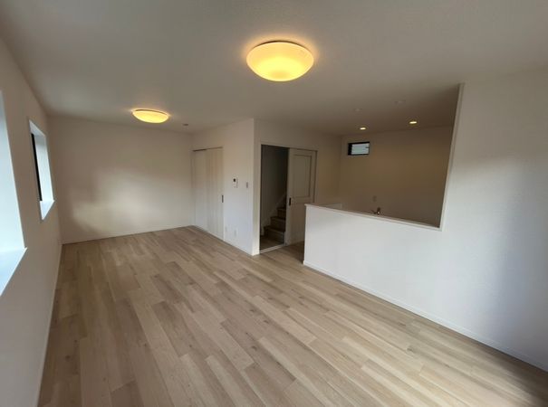 一宮市和光2丁目 戸建 リビング