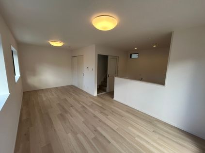 一宮市和光2丁目 戸建 リビング