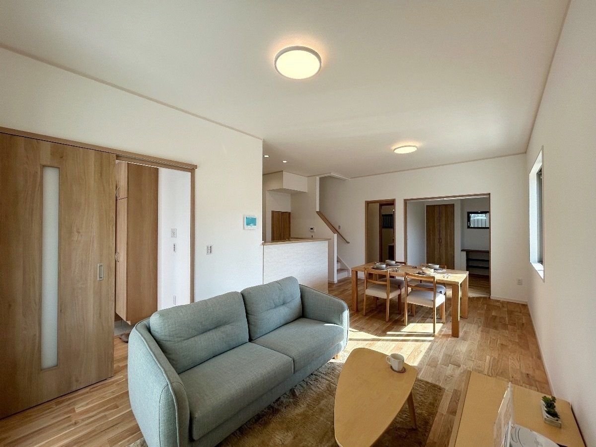 江南市古知野町本郷 7号棟 リビング リビング