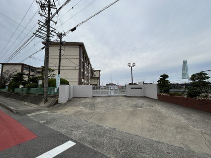 一宮市春明東中屋 西成東小学校(約1000m) 西成東小学校(約1000m)