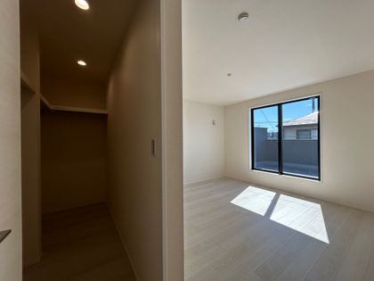 江南市力長町神明 洋室 洋室