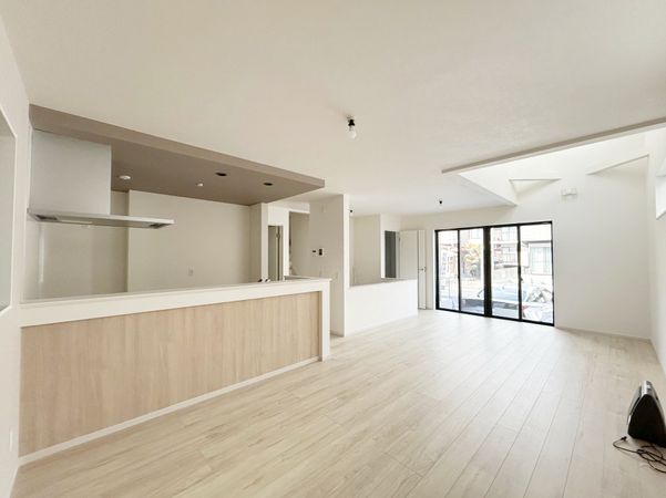 稲沢市小沢2丁目 2号棟 リビング 稲沢市小沢2丁目 2号棟 リビング