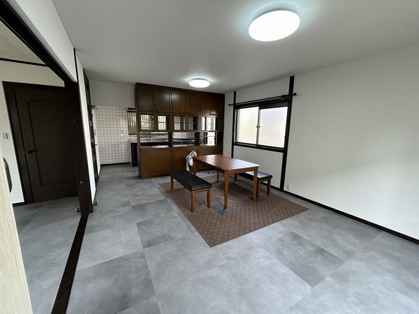 稲沢市東緑町1丁目 戸建 リビング 稲沢市東緑町1丁目 戸建 リビング
