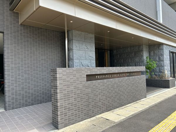 プレサンスロジェ岐阜ザ・クラスⅡ エントランス プレサンスロジェ岐阜ザ・クラスⅡ エントランス
