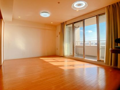 ライオンズガーデン稲沢西棟 リビング