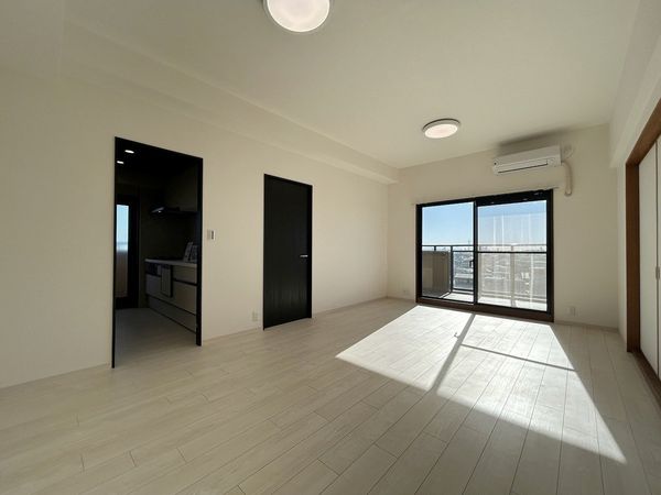 ビューパレス多加木 リビング