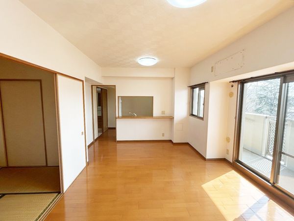 サンマンションアトレ一宮文京 リビング サンマンションアトレ一宮文京 リビング