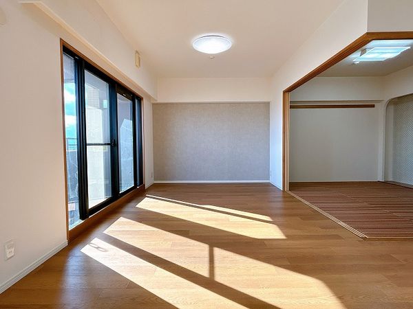 シャトレ愛松岐阜 リビング シャトレ愛松岐阜 リビング