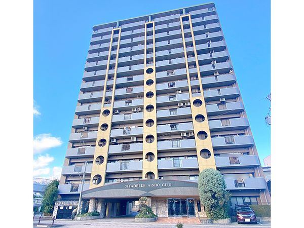 シャトレ愛松岐阜 外観 シャトレ愛松岐阜 外観