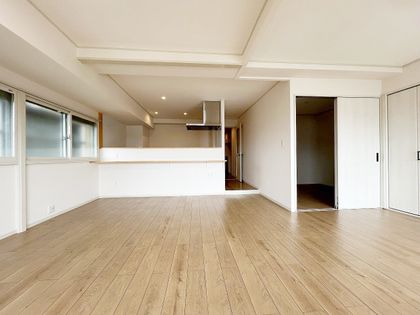 サンパーク一宮 リビング