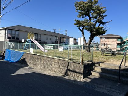 神川町ちびっこ広場（約10ｍ）