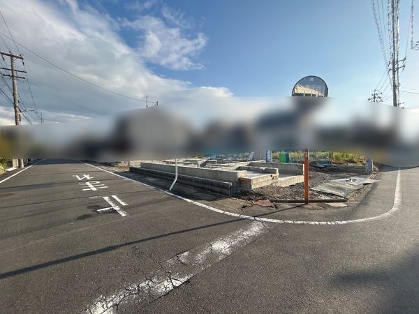 清須市西枇杷島町押花 新築戸建 1号棟 前面道路含む外観 清須市西枇杷島町押花 新築戸建 1号棟 前面道路含む外観