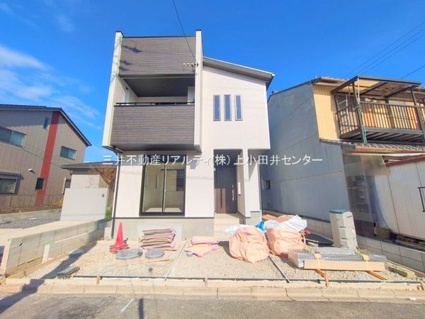 北名古屋市熊之庄城ノ屋敷 新築戸建 外観