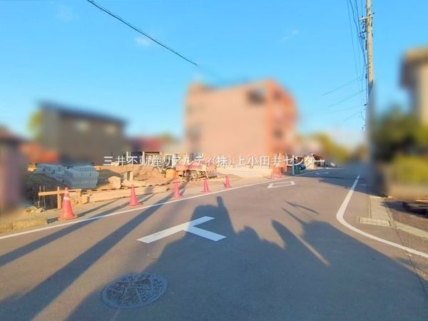 岩倉市宮前町1丁目 前面道路含む外観 岩倉市宮前町1丁目 前面道路含む外観